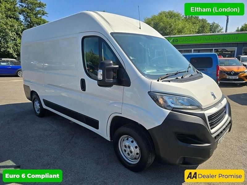 White Used 2020 Peugeot Boxer Van | £10,999 (Super price) - Image 1/4