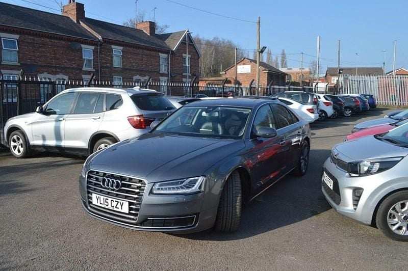Used Audi A8 Sport 258 HP (189 kW) 2015 Grey Sedan