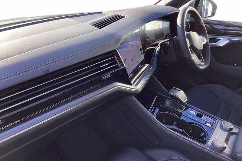 Used VW Touareg Black Edition 286 HP (210 kW) 2025 Grey SUV