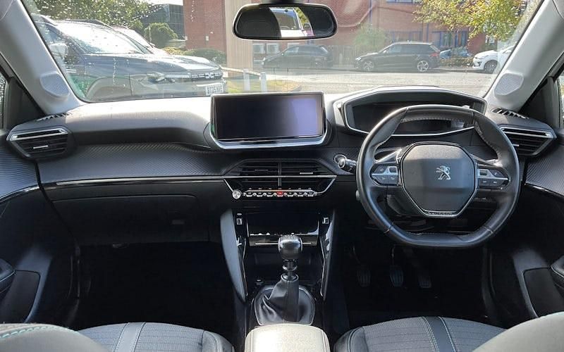 Used Peugeot 208 Allure Premium 102 HP (75 kW) 2022 Hatchback