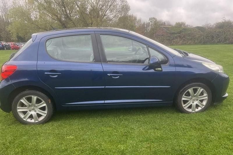 Blue Used 2008 Peugeot 207 Premium Hatchback | £3,499 (Fair price) - Image 1/1