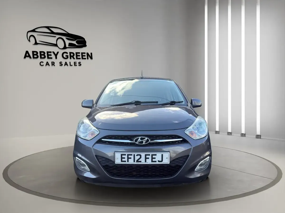 Używany Hyundai i10 Active 86 KM (63 kW) 2012 Szary Hatchback