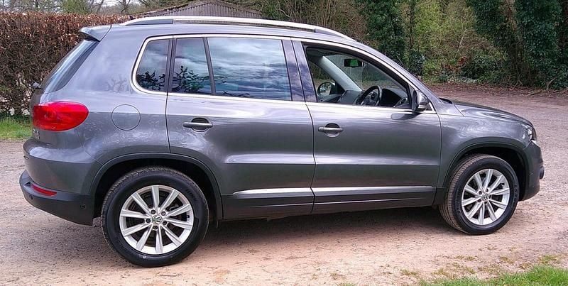Used VW Tiguan SE 140 HP (102 kW) 2013 Grey SUV