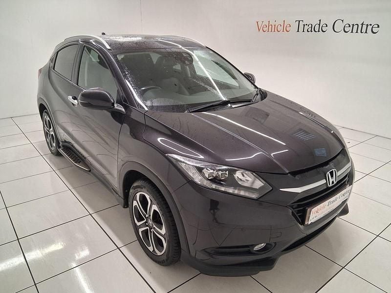 Black Used 2017 Honda HR-V EX SUV | £9,999 (Fair price) - Image 1/4