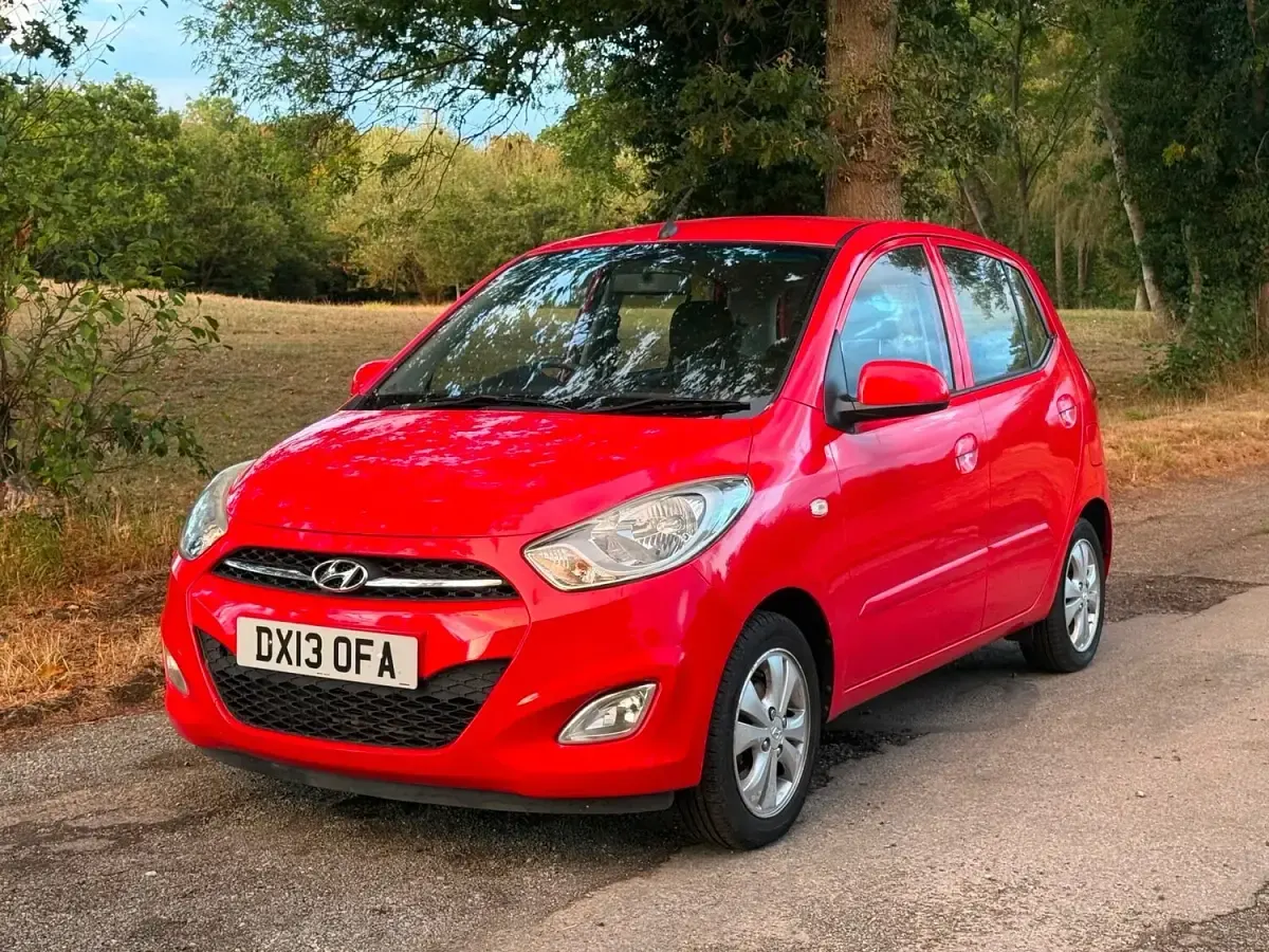 Used Hyundai i10 Active 2013 Red Hatchback