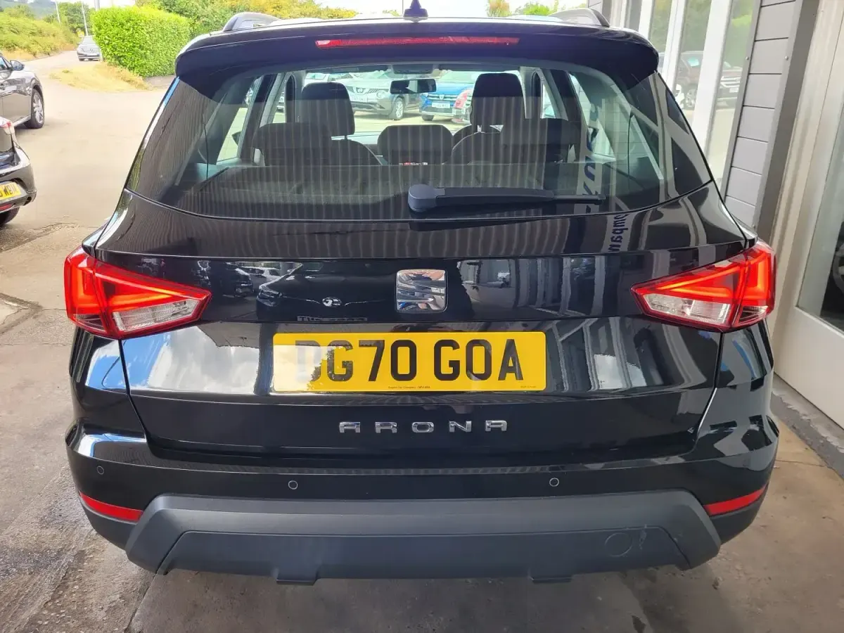 Used Seat Arona SE Technology 95 HP (69 kW) 2020 Black SUV