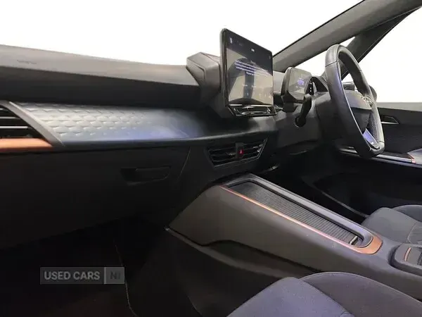 Used Cupra Born 150 kW (204 HP) 2023 White Hatchback