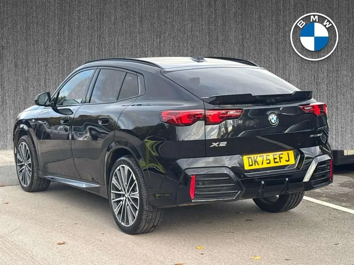 Begagnad BMW X2 M Sport 170 HK (125 kW) 2025 Svart SUV
