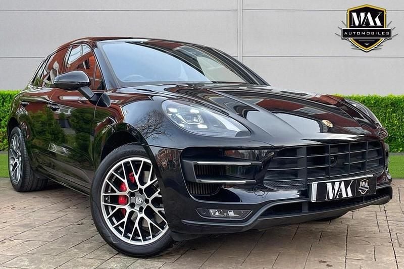 Usado Porsche Macan Turbo 400 HP (294 kW) 2016 Preto SUV