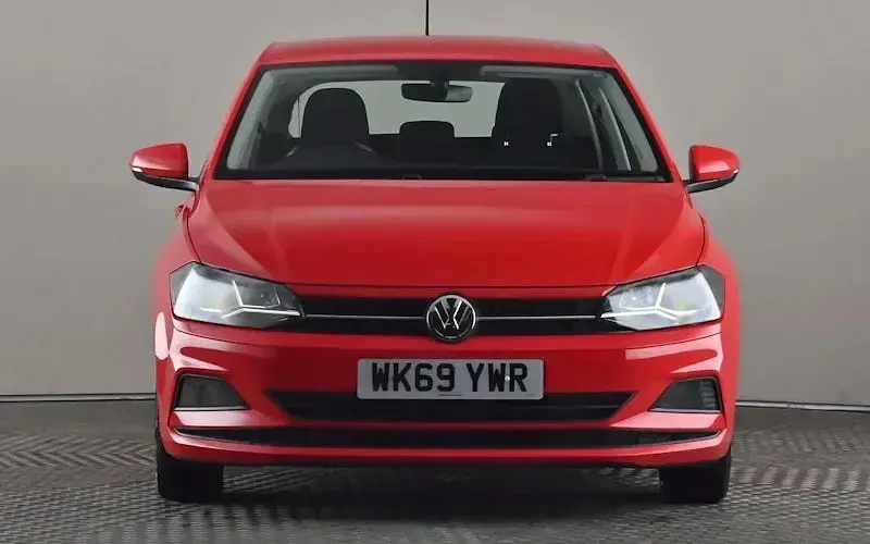 Begagnad VW Polo Edition 65 HK (47 kW) 2019 Röd Halvkombi