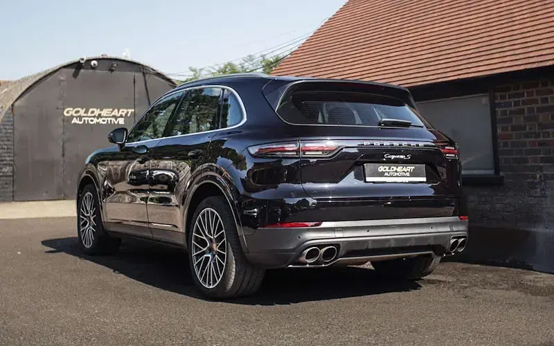 Used Porsche Cayenne 441 HP (324 kW) 2022 SUV