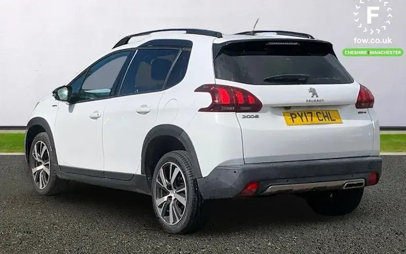 Used Peugeot 2008 GT-line 99 HP (72 kW) 2017 White SUV
