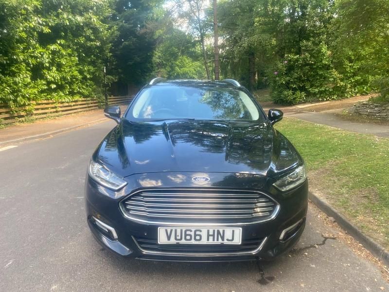 Black Used 2016 Ford Mondeo Titanium Estate | £3,999 (Fair price) - Image 1/4