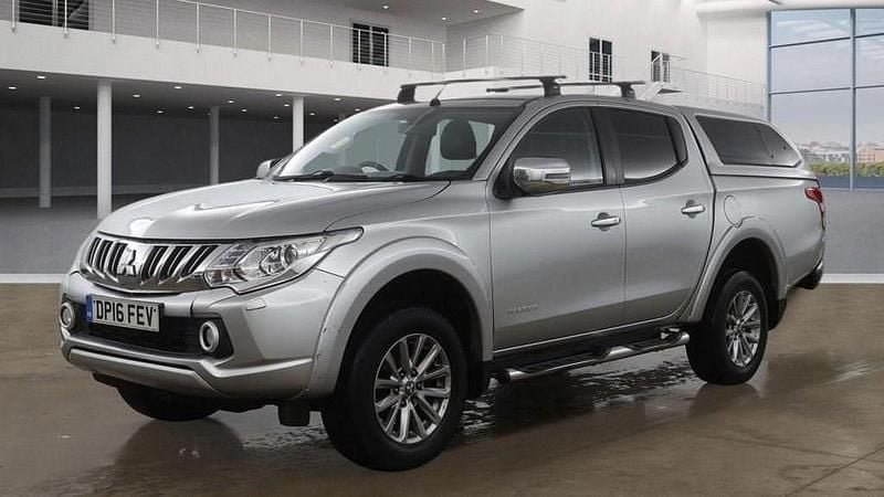 Used Mitsubishi L200 Warrior 178 HP (130 kW) 2016 Silver Pickup