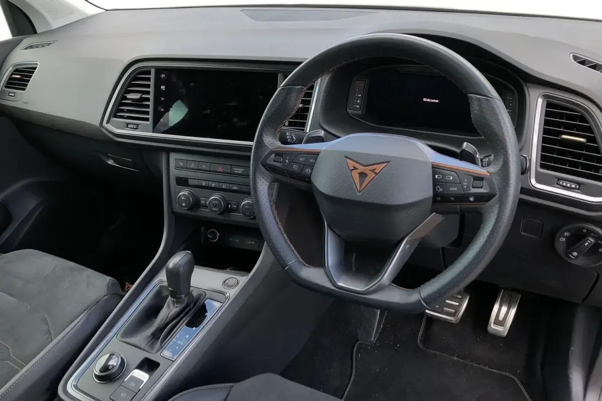 Usado Cupra Ateca 150 CV (110 kW) 2023 Gris SUV