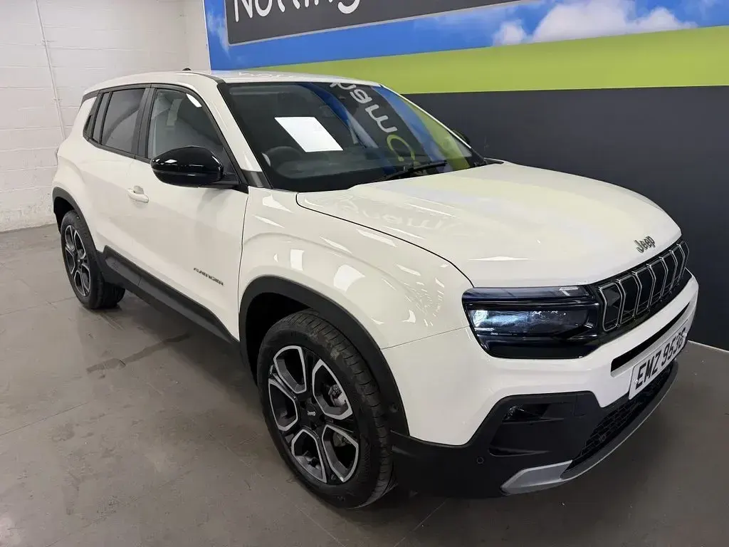 Used Jeep Avenger Summit 100 HP (73 kW) 2024 White SUV