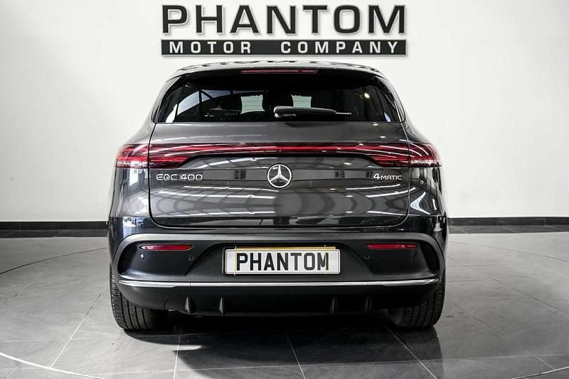Usado Mercedes EQC400 AMG line 300 kW (408 CV) 2021 SUV