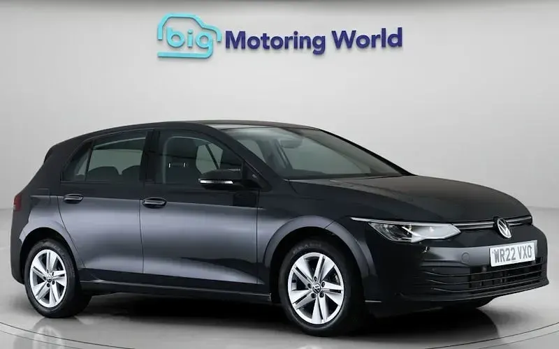 Used VW Golf VIII Life 131 HP (96 kW) 2024 Hatchback