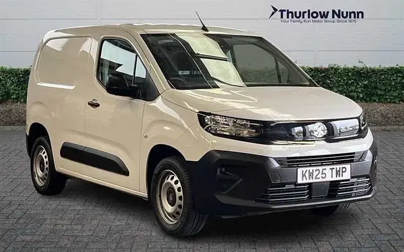 Used Vauxhall Combo S 102 HP (75 kW) 2025 MPV