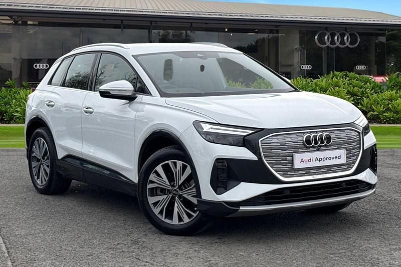 Used Audi Q4 e-tron Sport 210 kW (286 HP) 2024 White SUV