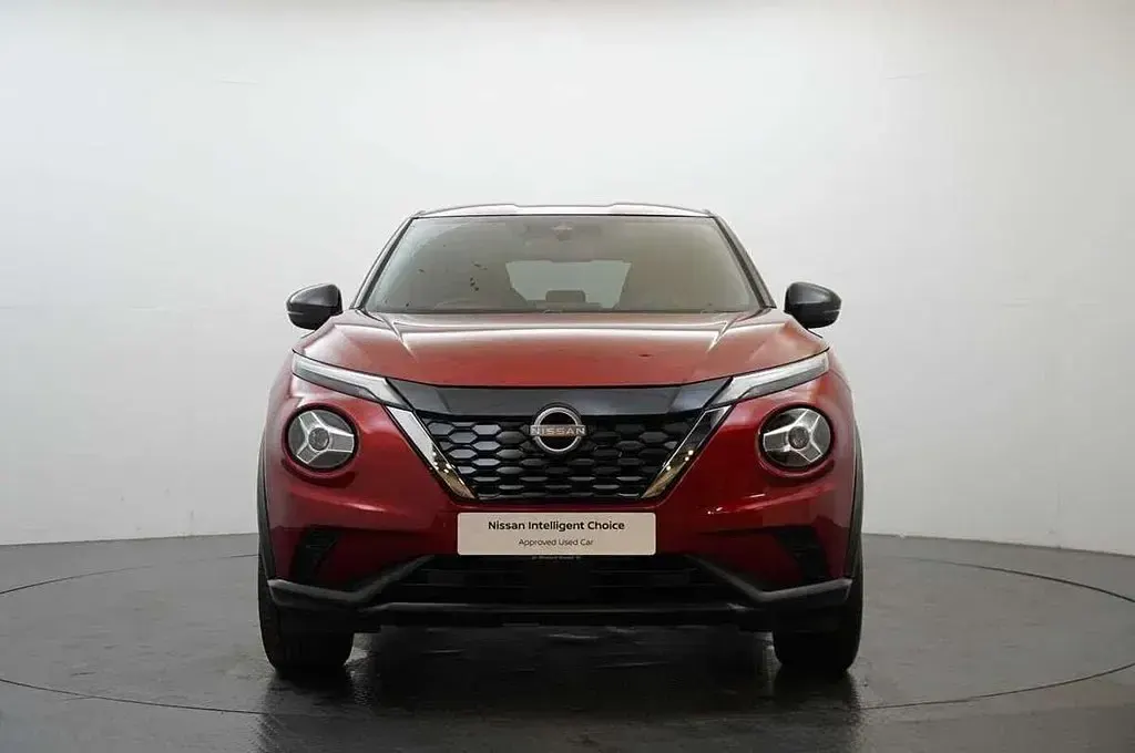 Used Nissan Juke N-Connecta 143 HP (105 kW) 2023 Red SUV