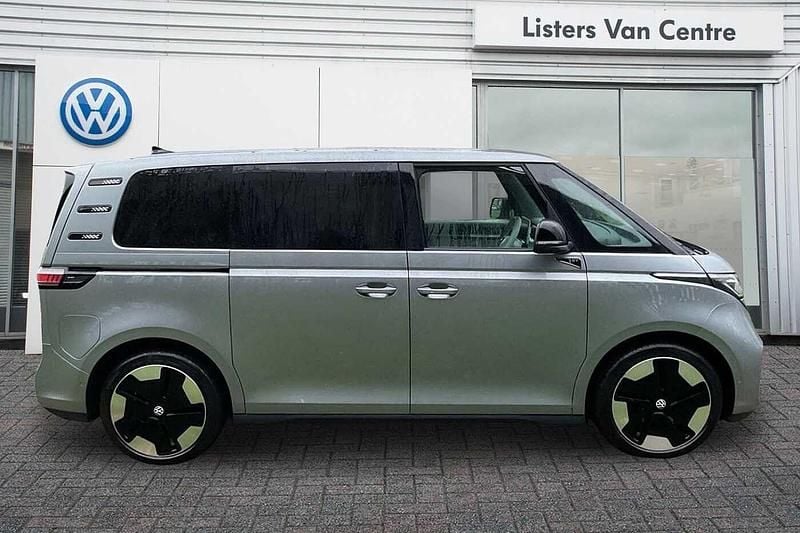 Used VW ID. Buzz Pro 150 kW (204 HP) 2023 Silver MPV
