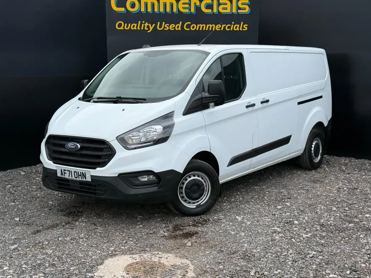 Used Ford Transit Custom 105 HP (77 kW) 2021 White Van