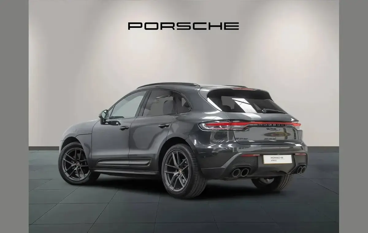 Used Porsche Macan 261 HP (191 kW) 2023 Grey SUV