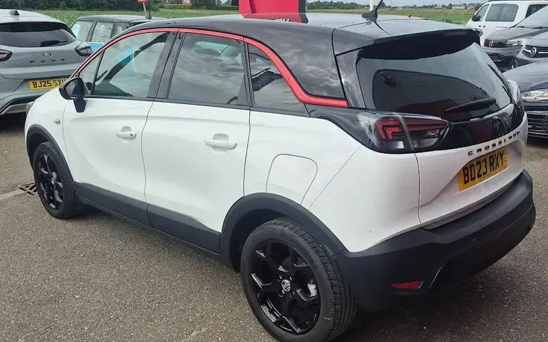 Used Vauxhall Crossland S 131 HP (96 kW) 2023 White SUV