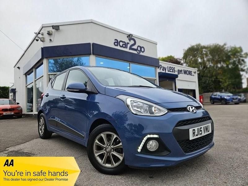 Blue Used 2015 Hyundai i10 Premium Hatchback | £8,498 (Fair price) - Image 1/4