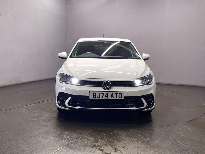 Used VW Polo R-line 95 HP (69 kW) 2024 White Hatchback
