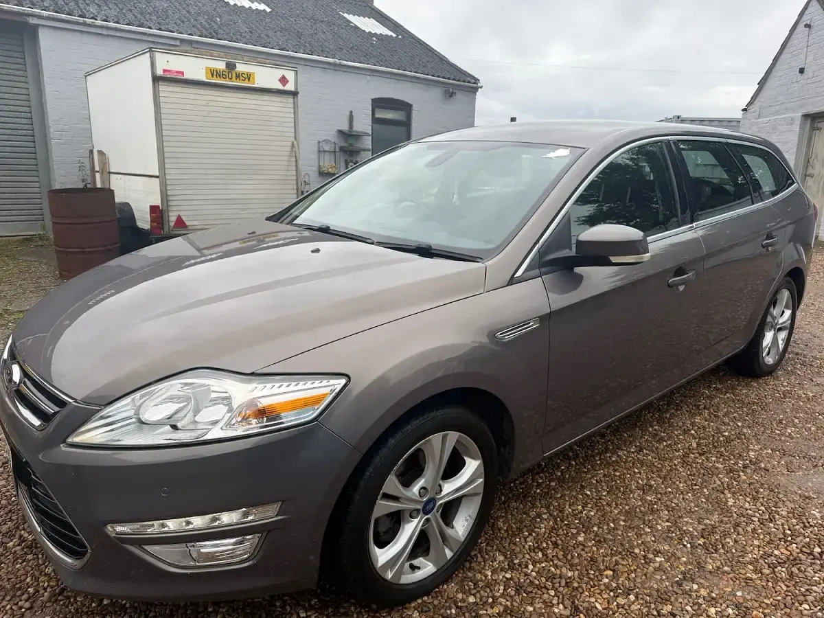 Used Ford Mondeo Titanium 163 HP (119 kW) 2012 Brown Estate