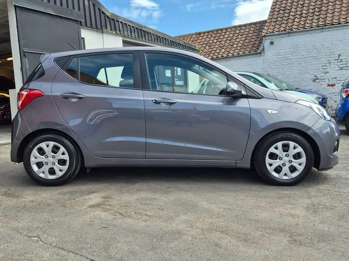 Used Hyundai i10 SE 2014 Grey Hatchback