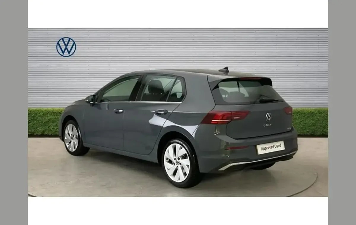 Used VW Golf VIII Style 150 HP (110 kW) 2025 Grey Hatchback