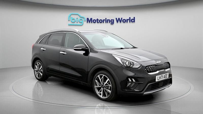Used Kia Niro 141 HP (103 kW) 2021 Black SUV