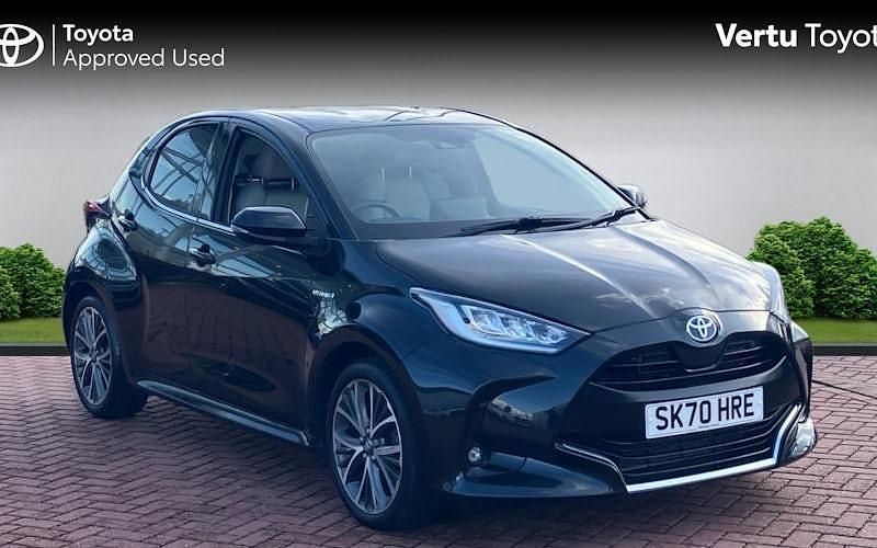 Used 2025 Toyota Yaris Hybrid Hatchback | £16,332 (Super price) - Image 1/4