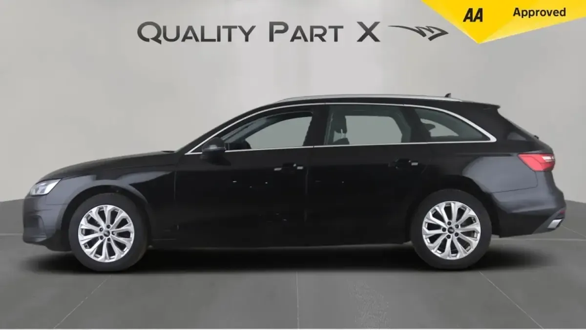 Używany Audi A4 Comfort 150 KM (110 kW) 2021 Czarny Kombi