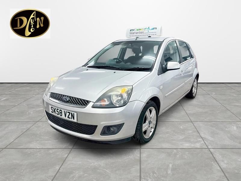 Silver Used 2009 Ford Fiesta Zetec Hatchback | £1,995 (Super price) - Image 1/4