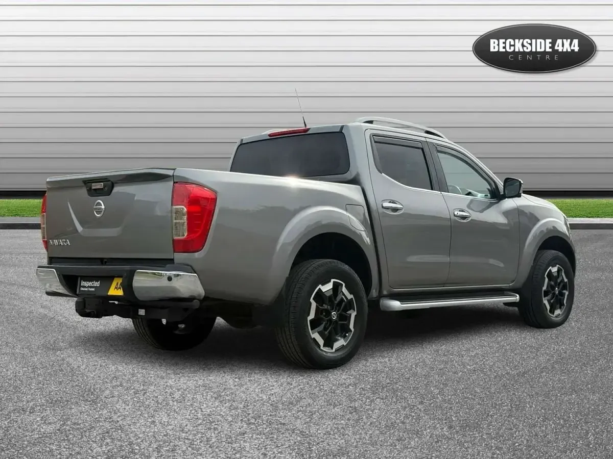 Used Nissan Navara Tekna 190 HP (139 kW) 2020 Grey Pickup