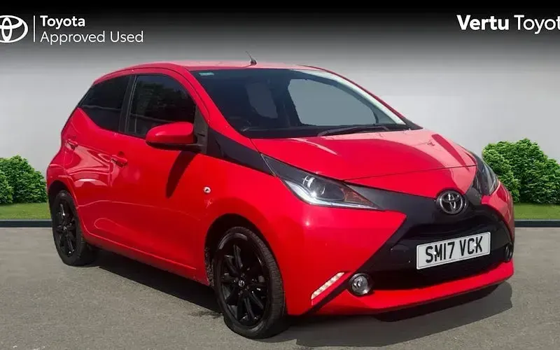 Used Toyota Aygo x-style 69 HP (50 kW) 2017 Hatchback