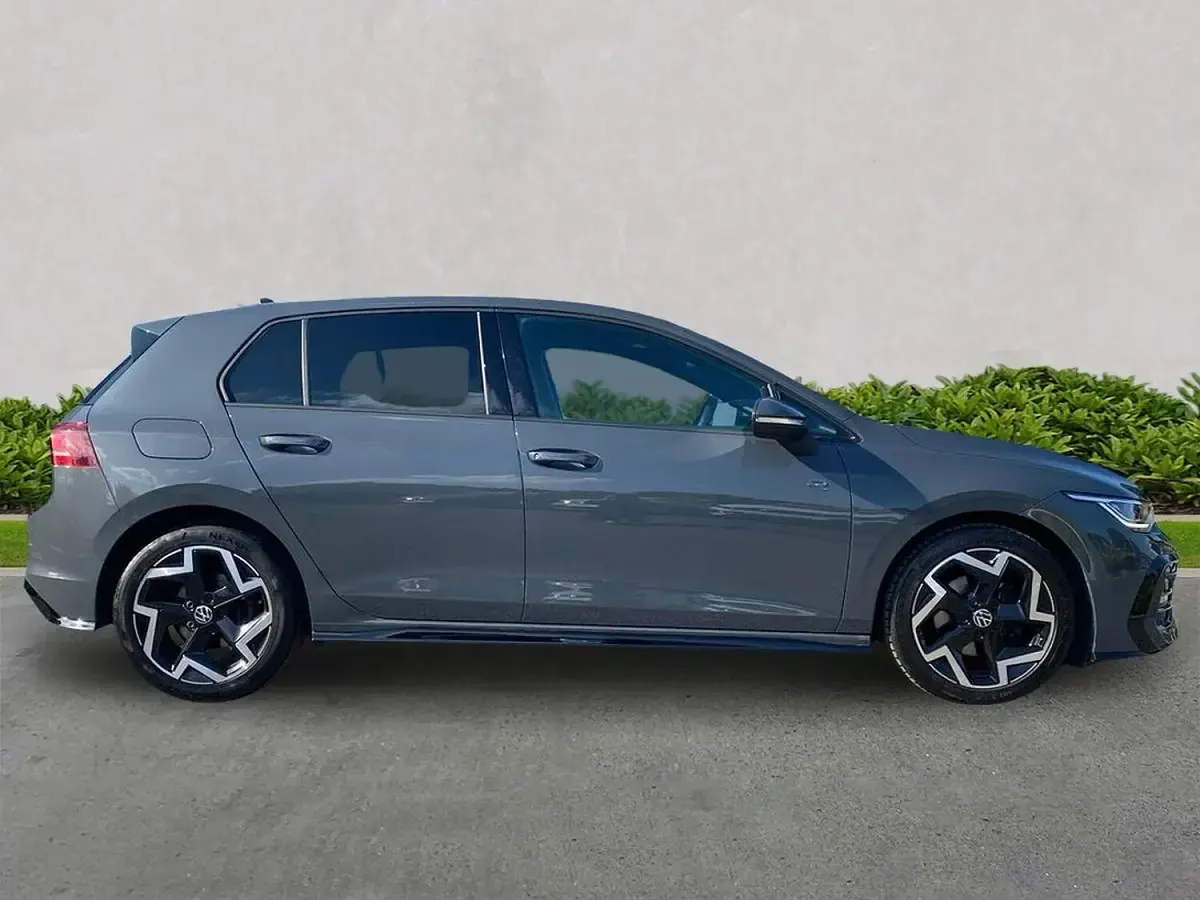 Used VW Golf VIII R-line 150 HP (110 kW) 2025 Grey Hatchback