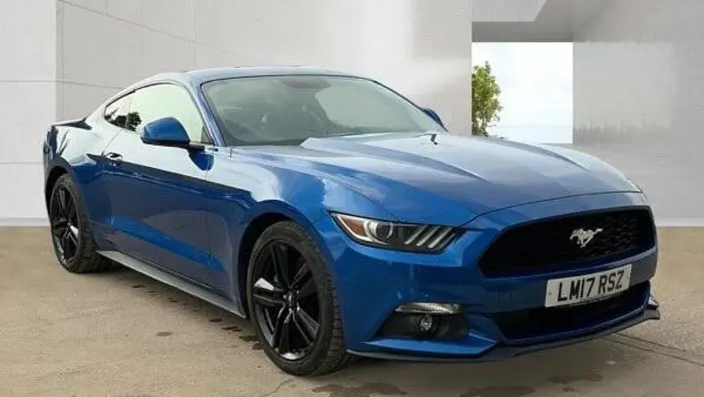 Used Ford Mustang Fastback 317 HP (233 kW) 2017 Blue Coupe