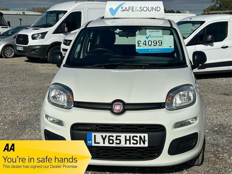 White Used 2015 Fiat Panda Pop Hatchback | £4,099 (Fair price) - Image 1/4