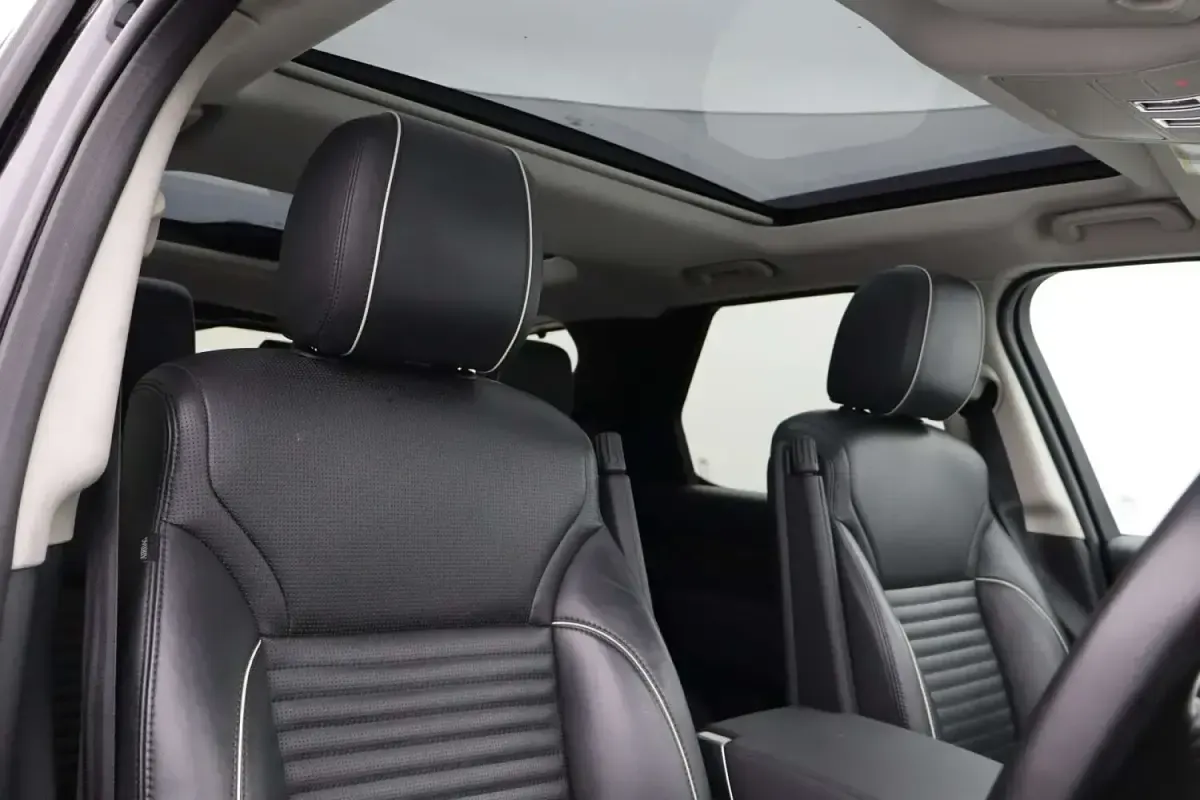 Used Land Rover Discovery HSE 302 HP (222 kW) 2019 Black SUV