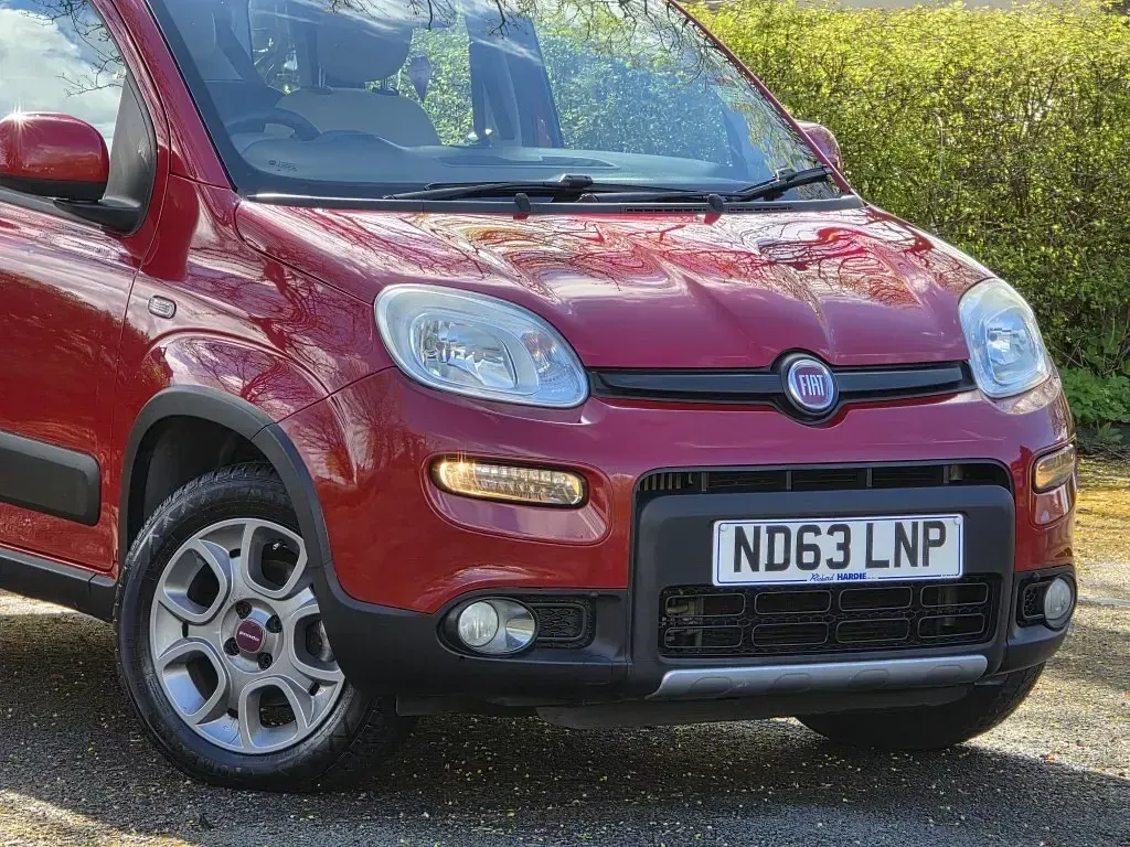 Gebraucht Fiat Panda 75 PS (55 kW) 2013 Rot Kleinwagen