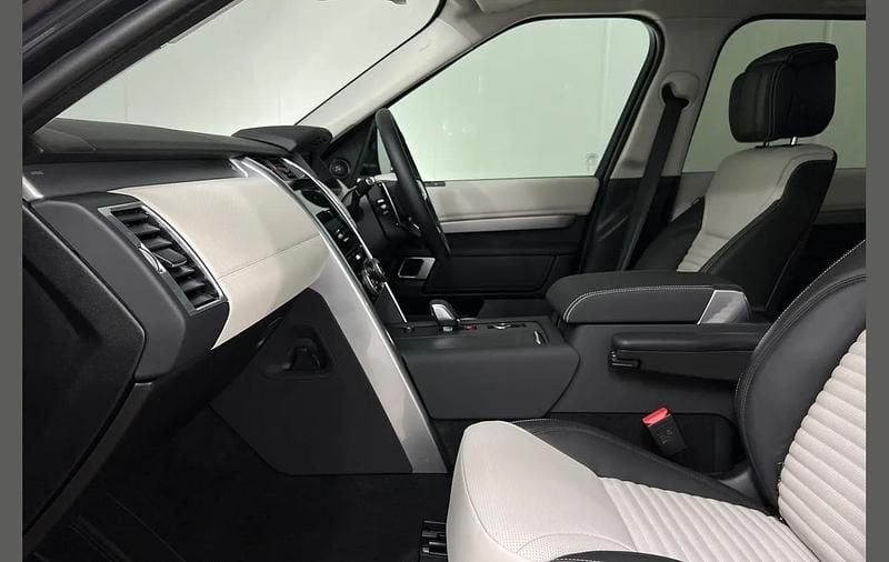 New Land Rover Discovery 5 HSE Dynamic 344 HP (253 kW) 2025 Blue SUV