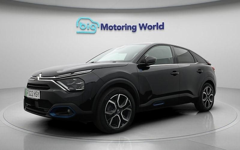 Used Citroën e-C4 Shine 100 kW (136 HP) 2022 Black Hatchback