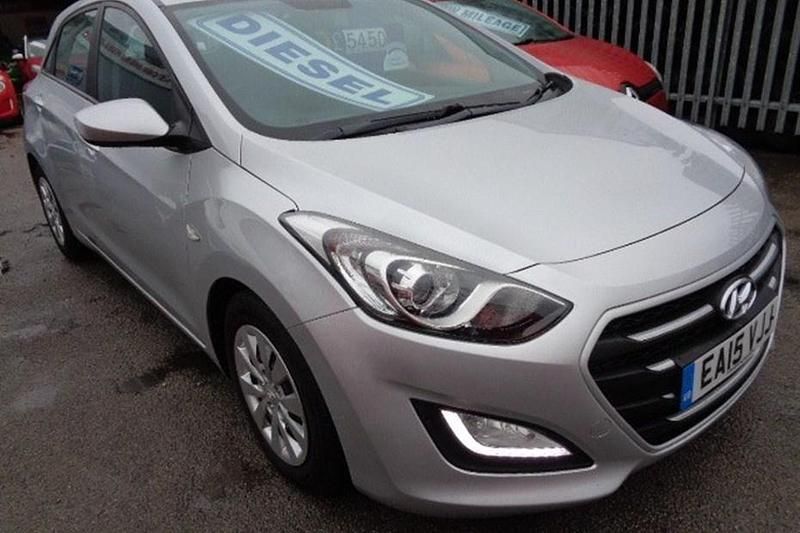 Silver Used 2015 Hyundai i30 Hatchback | £5,450 (Fair price) - Image 1/1
