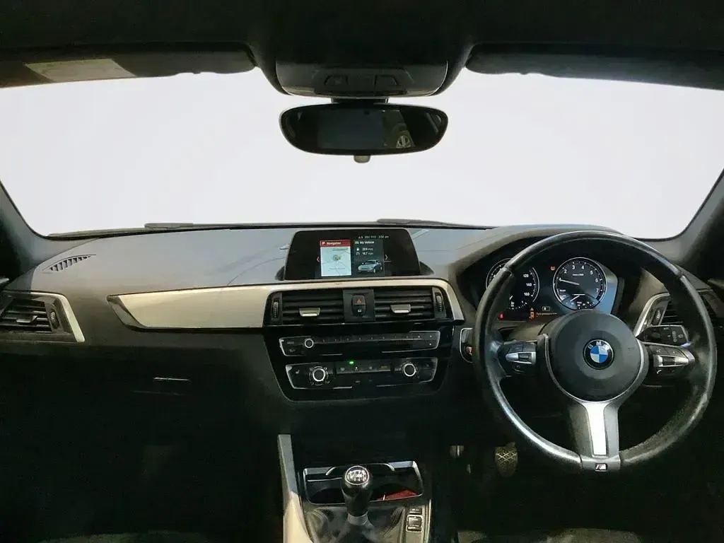 Used BMW 118 M Sport 136 HP (100 kW) 2019 White Hatchback