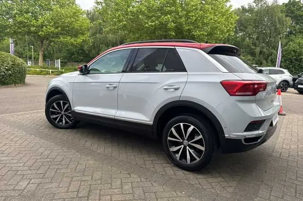 Used VW T-Roc Design 150 HP (110 kW) 2019 Silver SUV